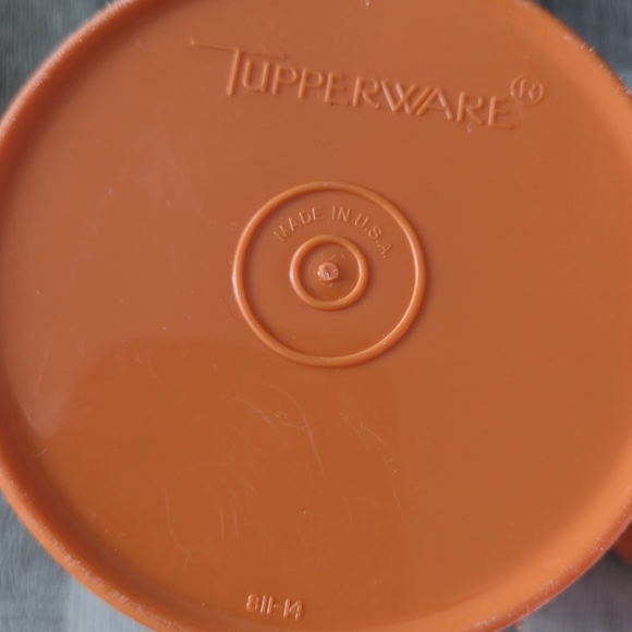Tupperware Harvest Orange Florentine Dutch Tulip Retro 70s Canister Set 2-Piece - Picture 8 of 12